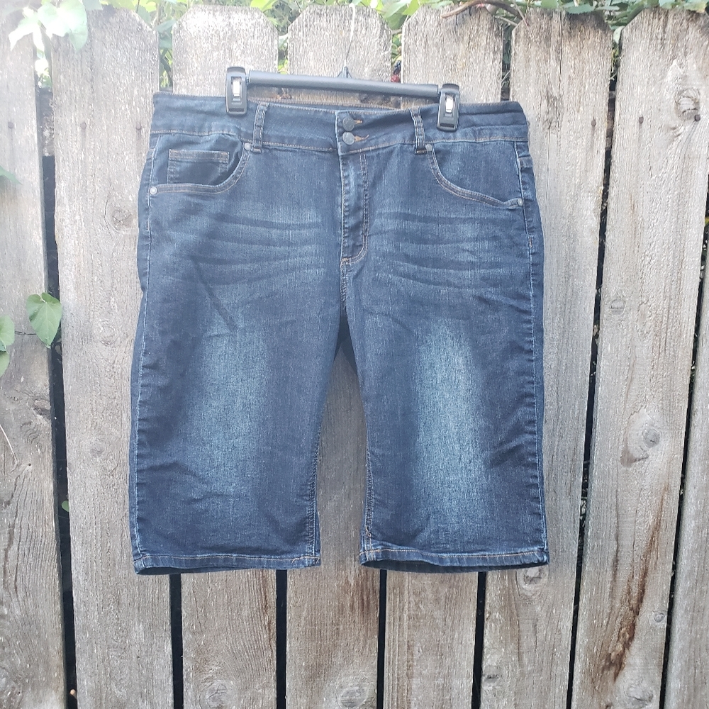 Karen T Jean Shorts Women's Size 22